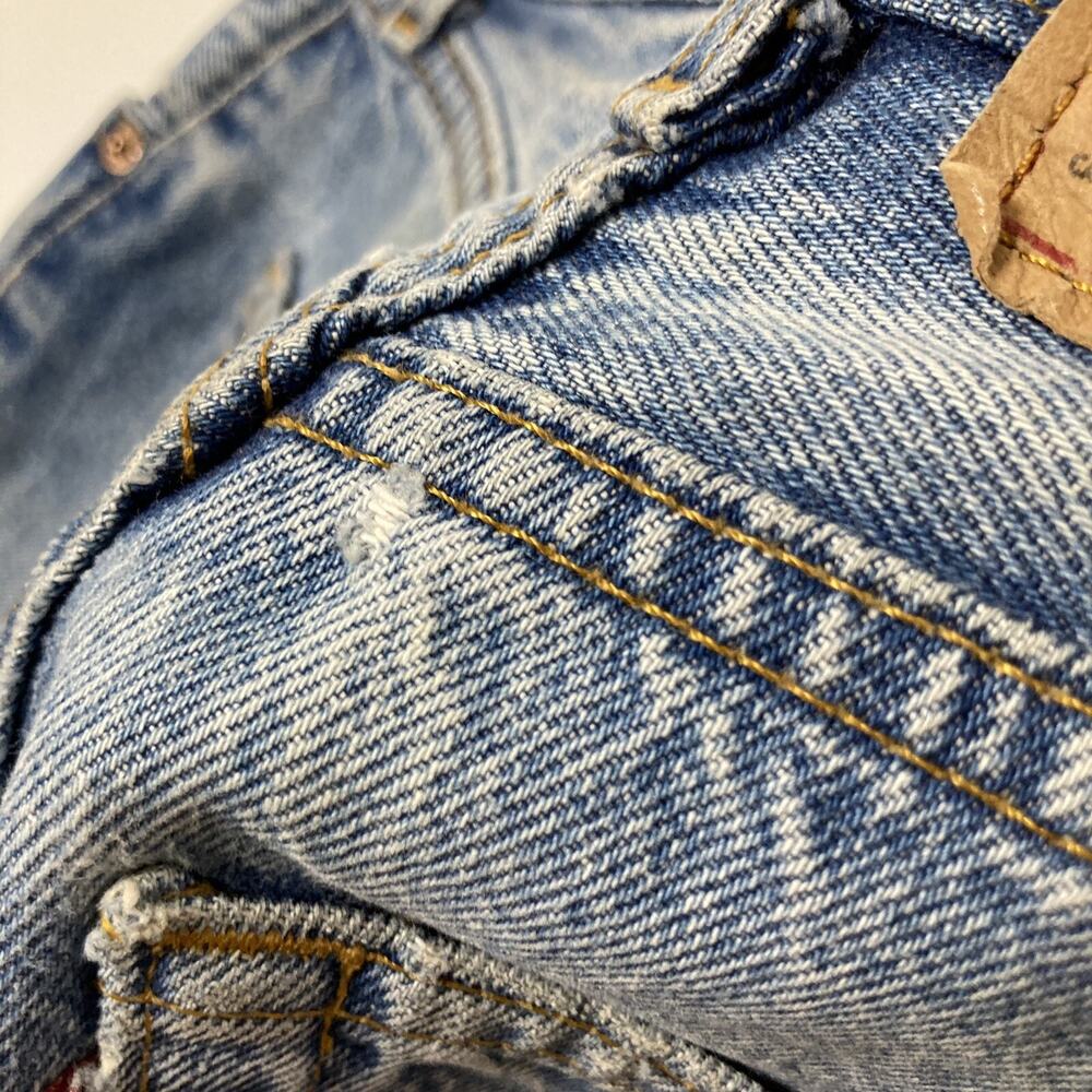 Levis Shorts Womens 27 Vintage 901 High Rise Button Fly Denim Destroyed Cut Off - Picture 10 of 11